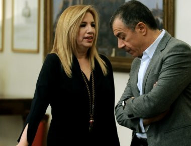 ΠΑΣΟΚ και Ποτάμι διαψεύδουν τα σενάρια διάλυσης